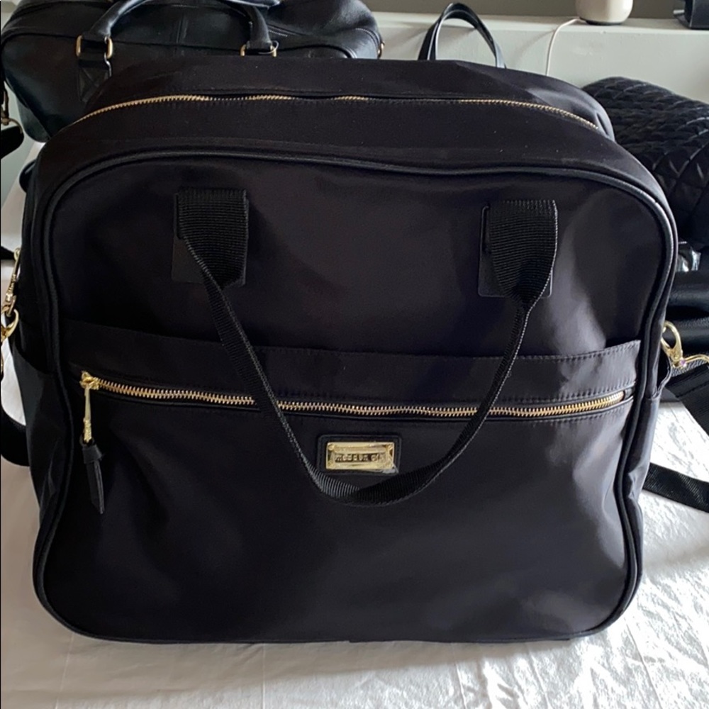 Steve Madden Girl Travel Bag